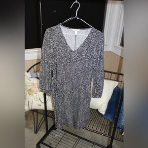 Nine West Black & White Animal Print V-Neck Dress | Flowy Long Sleeve Mini